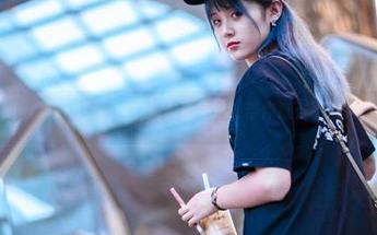 天津，Akisoso秋楚楚最新美图发布，带你感受不一样的视角。