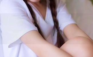 GIRLT果团网 – 这组作品，龚玥菲居然找到了高跟鞋的开关？