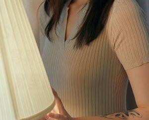 开启GMS(고말숙)的“LeeheeExpress–LERB”写真集，原图当道，咱们就继续窝里脑补吧，哈哈。