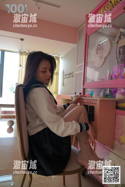 IESS异思趣向 - 心心念念的小婕，桥上的美女原图资源来啦