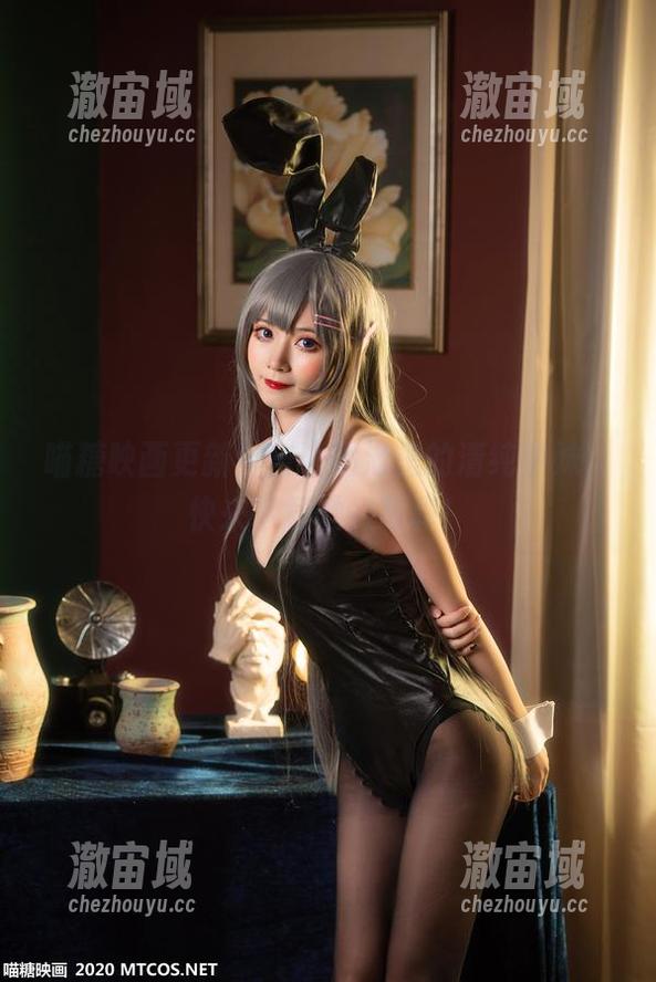 喵糖映画更新！窗边的海里的清纯学妹，快来下载她的写真！