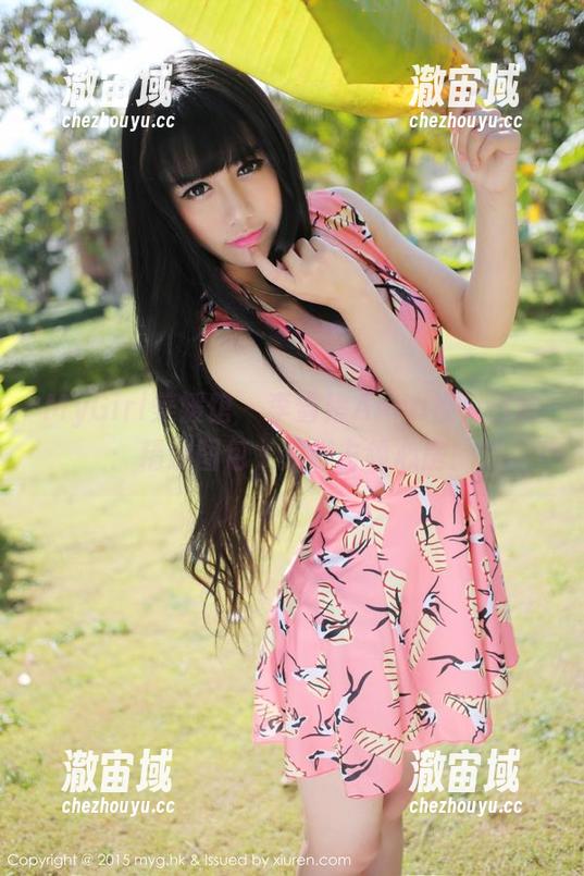 MyGirl美媛馆 - 李雪婷Anna裸足日常：精选图包，赤脚占领心房！