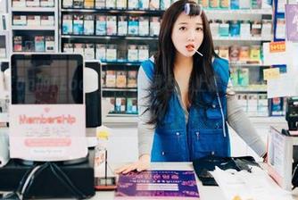 Son Ye Eun的[Loozy]，美图也能上瘾，下载了就剁手一样快乐！