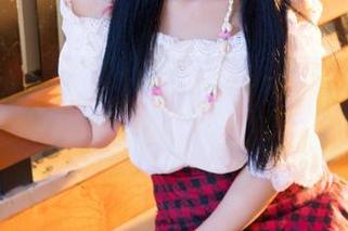 TGOD推女神 – 足下生辉！岑苑之barbiebaby的裸足图片，别说下载不够给力。