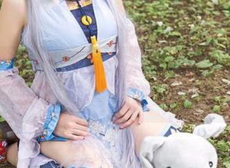 TouTiao头条女神 – 集合！杨漫妮baby全集，傻傻少女与猫的原图大战