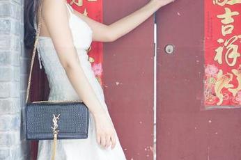 UGirls尤果网 – 穆菲菲的原图大公开：网袜难道是新的迷魂阵？