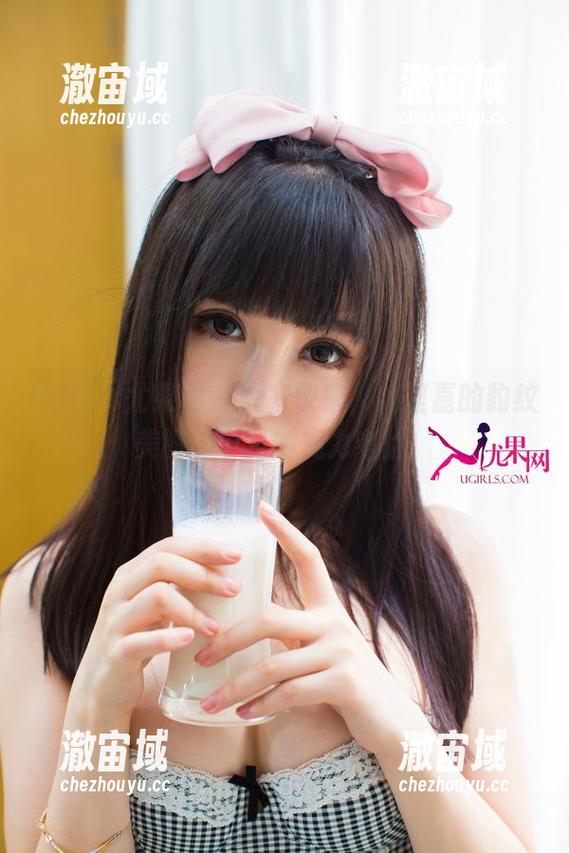 UGirls尤果网 - 大家快来，绮里嘉的豹纹美图，十足的视力考验！