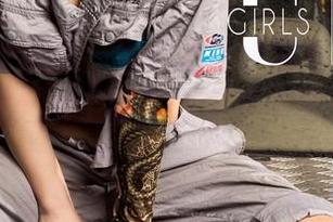 UGirls尤果网 – 霓梓心水手服套图，不得不说，穿起水手服就像是被海流的气息包围了一样。