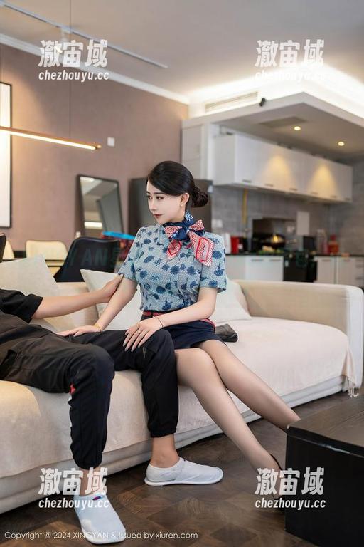 XINGYAN星颜社 - 转转Lisa的图包：秘书不是你想的那样