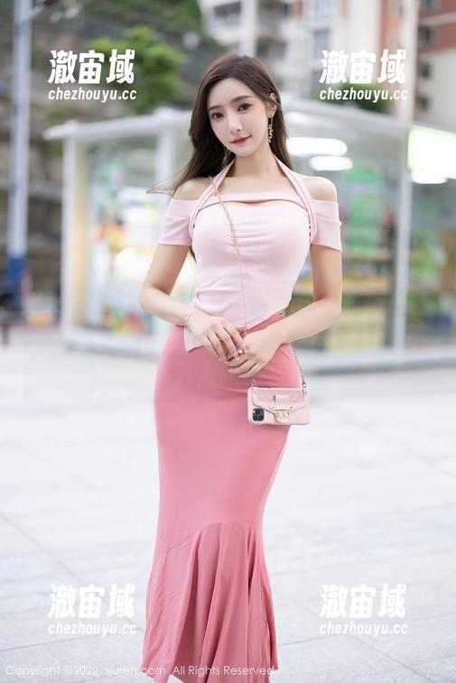 Xiuren秀人网 - 看奈汐酱nice的高跟鞋图包，顺便提醒我下次出门记得擦鞋，不然丢人飙升中。