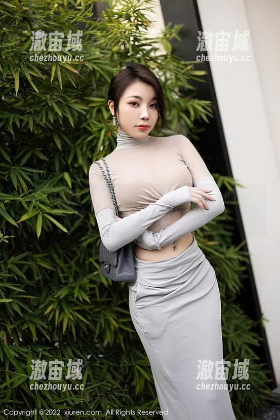 Xiuren秀人网-糯美子Mini Xiuren秀人网 - 糯美子Mini和她的高跟鞋,打破无圣光的枯燥