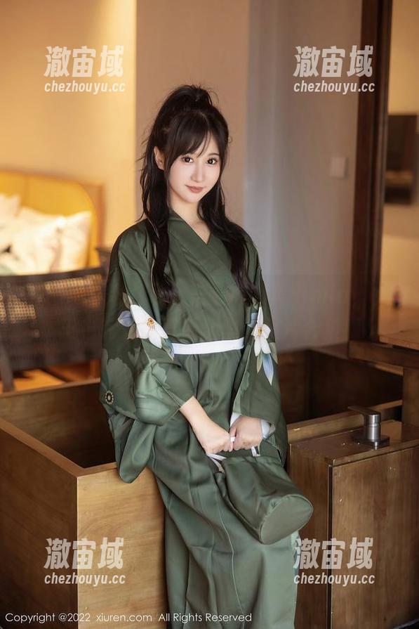Xiuren秀人网 - 美七mia美七mia，女王也有钢铁直男翻车的照片合集！