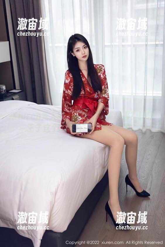 Xiuren秀人网 - 哪来的高清制服？轩轩王子这个“舞台”果然不一般。