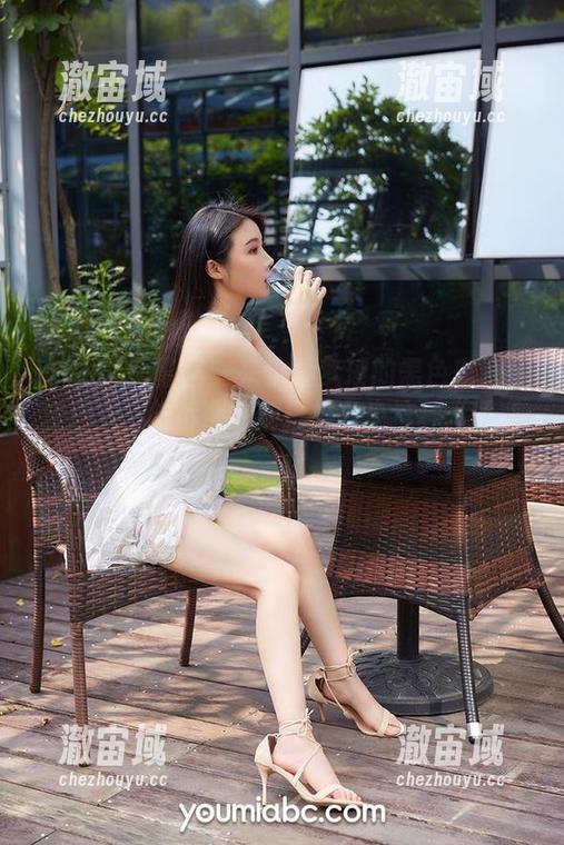 YouMi尤蜜荟-孙梦瑶 YouMi尤蜜荟 - 来自孙梦瑶的黑色恋人全套图集,告诉我你能抵挡多少这种“诱惑”!