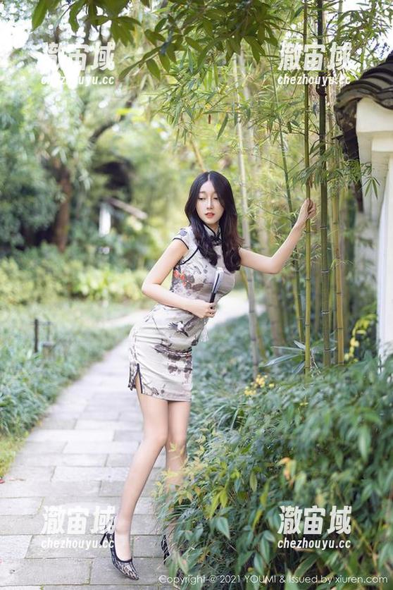 YouMi尤蜜荟 - 张思允Nice在线的“修女”图集，总是让我联想起未完的故事，啧。