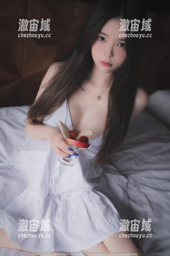 Yuka(유카)的黑色战斗服套图——带你飞入尼尔机械纪元的资源库，迷失在虚拟与现实间。