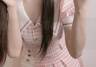 miko酱ww的最新写真，白丝拯救了我的“审美疲劳”。