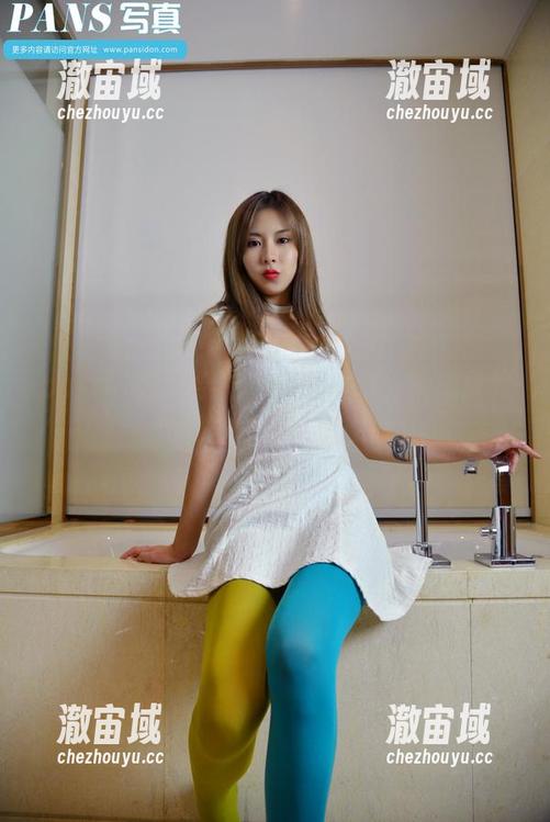pans - 兔兔学院的校服集合：壁纸里的班级多了一抹俏皮！