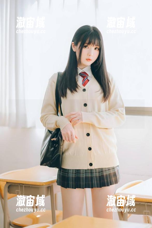 shimo霜月 不一样的shimo霜月!最新Cos合集图册,佩服她的勇气和创意!