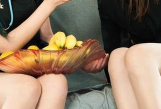 丽柜 – 女孩在Amily的镜头里，竟是恶搞美图的最佳角色！