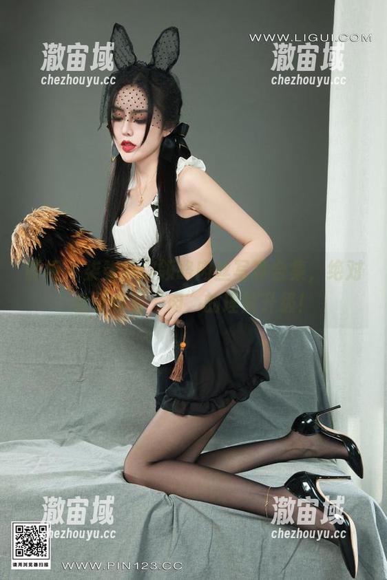 丽柜-柒柒 丽柜 - 柒柒带你领略肉丝写真合集,绝对会让你对“肉”的理解升级!