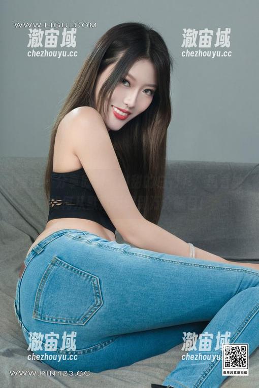 丽柜 - 分享时刻：甜甜的白衬衫，想看她如何从默默无闻到万众瞩目！