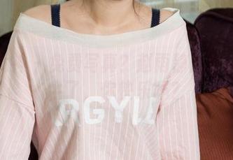 克拉女神 – 免费写真？赵雨静就直接送奶牛了，你快乐吗？