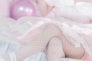 六二二同学的写真更新，一场机车少女的失控冒险，带上你的想象力吧！
