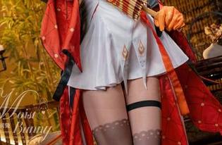 别说我没提醒你，咬人小小兔的全套温柔写真让人心痒痒