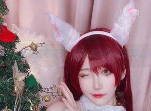 当啾小妍Deer化身纯白精灵，图包里的每一幕都让人想猜测！