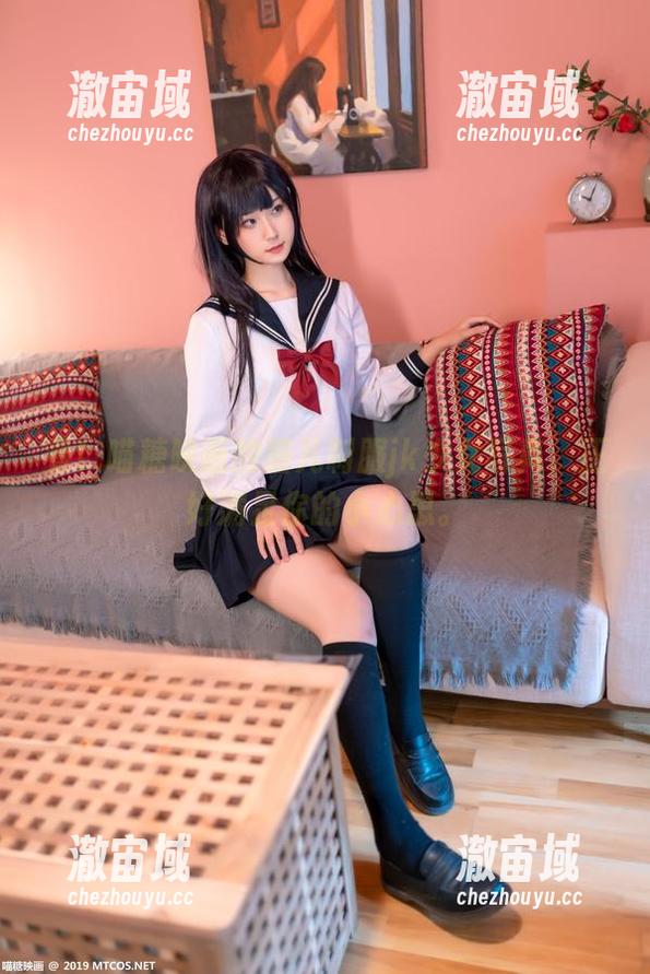 看！喵糖映画的猫儿制服jk少女写真，正好满足你的小心思。
