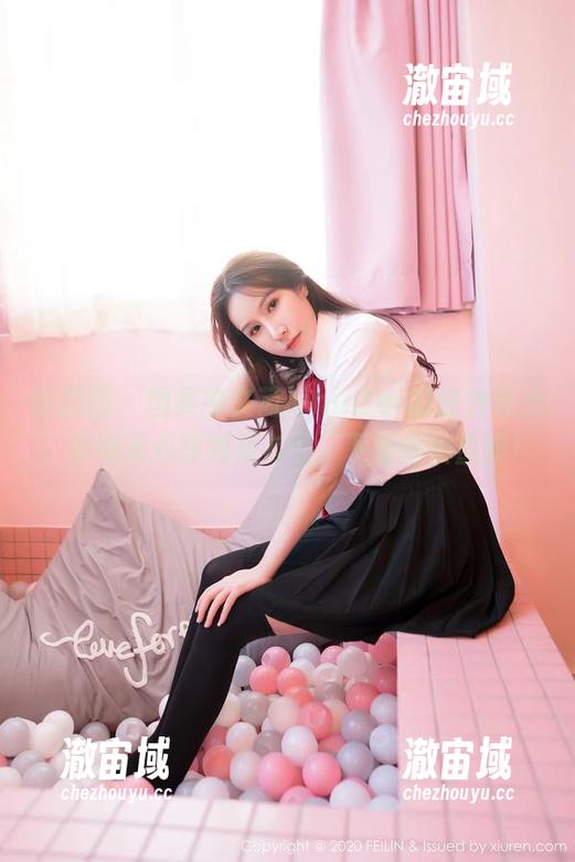 嗲囡囡-文芮jeninfer 嗲囡囡 - 图集中文芮jeninfer的粉色妆点,看似无心却满是勾引,下载得慎重哦!