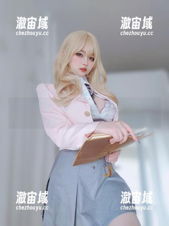 女主K 女主K的血红色幻想:小红帽与苹果疯狂合集