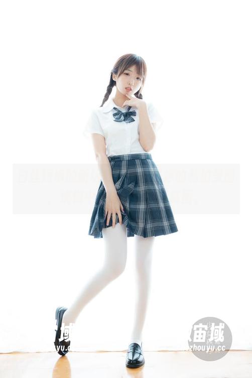 少女秩序 白丝短裤的新玩意,少女秩序的私拍美图,恍惚中好像自己也俩转圈。