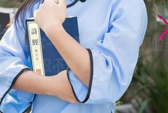 尤果网 – 赠你一见倾心，尤娜娜的美图让人忍不住多看几眼。