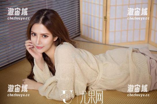 尤果网-李思宁 尤果网 - 精选合集:李思宁千变万化的美脚,让你不自觉心中泛起涟漪