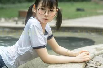午间更衣室里的幼水铃衣：好戏在后头，图包下载速来！
