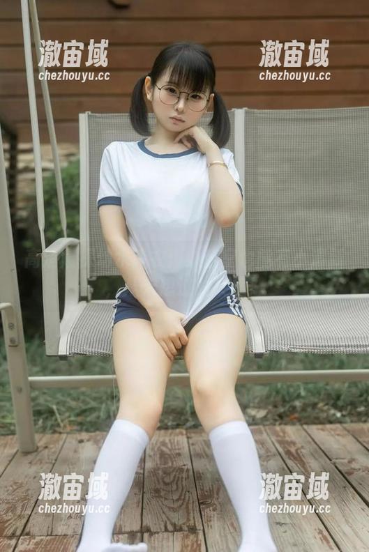 高清窥探幼水铃衣：办公室也能有小清新，从未想过的灵感！