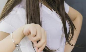 不一样的姐姐：抱走莫子的图册合集，都是惊喜
