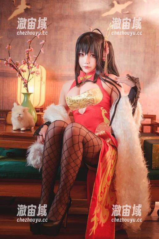 抱走莫子aa闪亮登场，礼服精选图鉴大曝光！