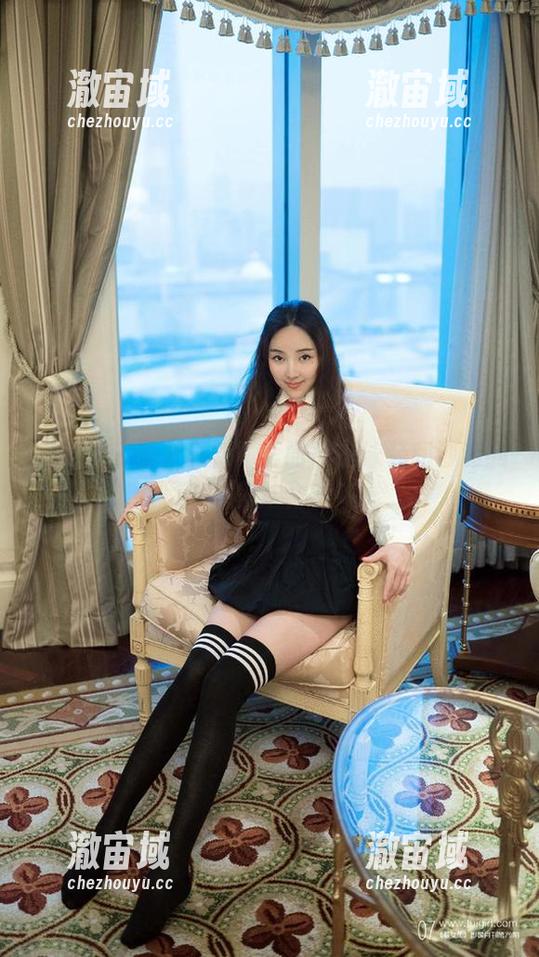 推女郎 - 图集更新！李丽莎是泳装和沙滩的完美结合？