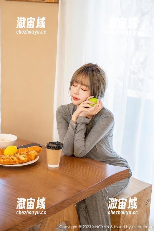 星颜社 - 李丽莎的户外冒险在线分享，原图提醒你，别太认真。