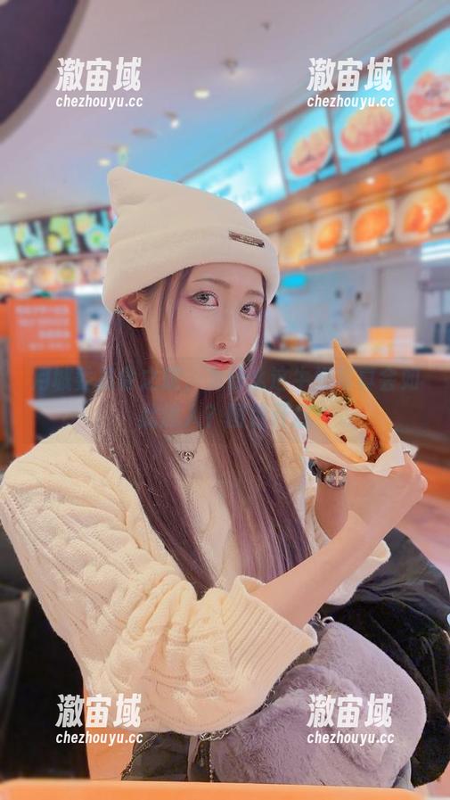 月城委员会之旅，为什么这牛奶写真会如此迷人？图包开启