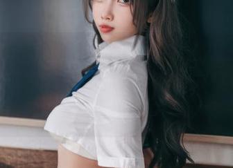 杏仁曲奇与她的浴缸图集，亲密接触能否让你找回童年愉悦？分享吧，友情提醒，别滑倒哦