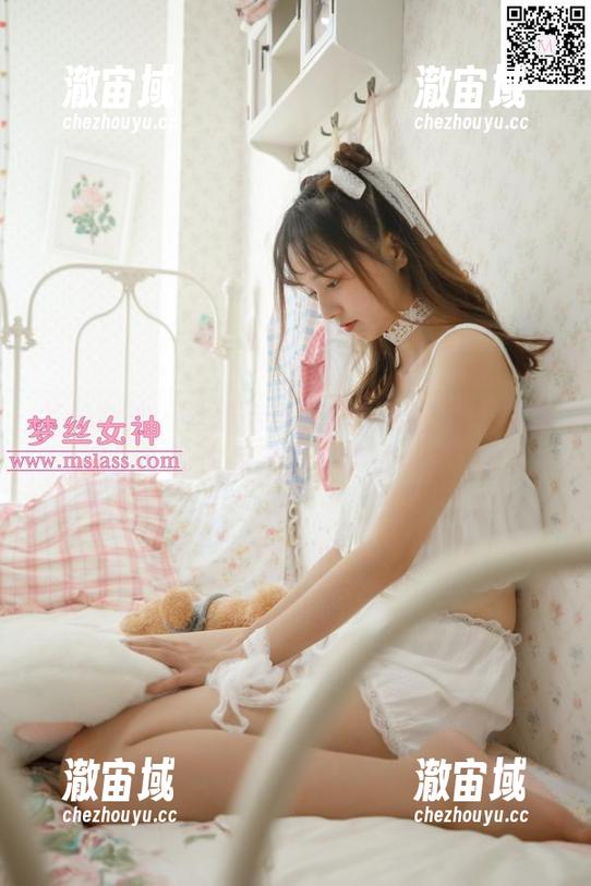 梦丝女神 - 丝袜与美腿的完美推手：雯雯的作品集不容错过！