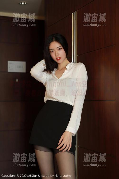 模范学院 - Jennanni_Jen空姐私房合集：乘着云朵的妩媚，谁忍心登机呢