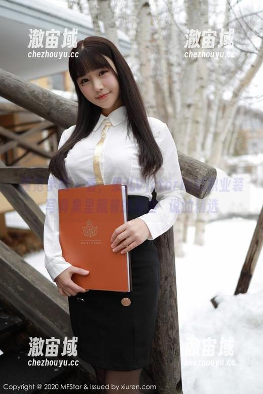 模范学院 - 看，果儿Victoria的职业装写真集里藏着的那些沒说的精选