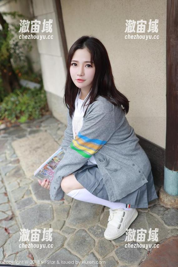 模范学院 - 如果壁纸能说话，它也会羡慕顾乔楠的天台美图吧。
