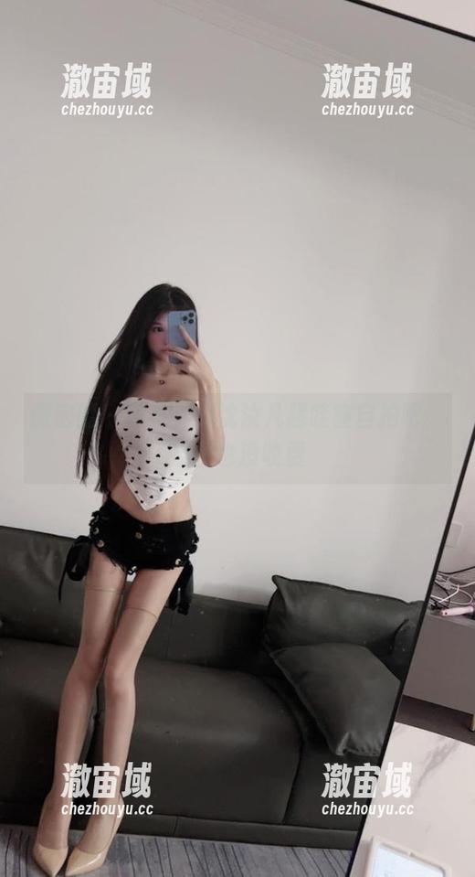 微密圈 - 拿走你的沈汝凡超哇塞自拍吧，反正也没收费