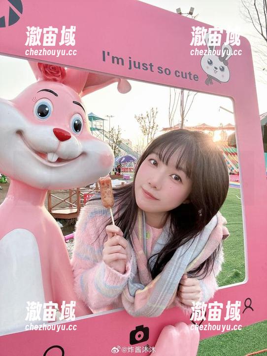 图包来了，炸酱沐沐变身间桐樱，带你体验“一瞬”的美，好像有什么起伏...